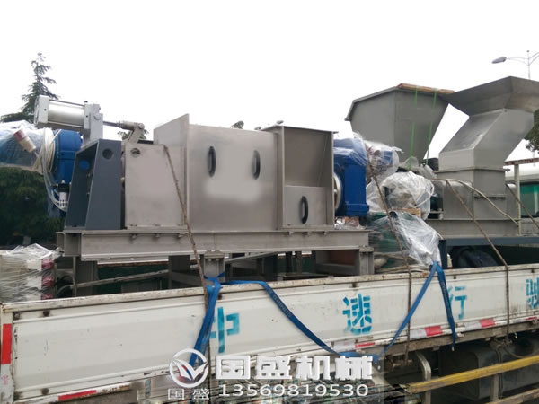 壓榨機發(fā)貨現(xiàn)場